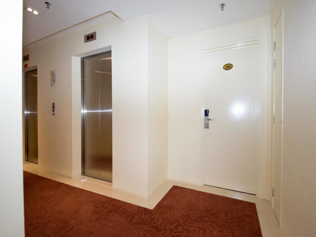 Oyo 114 Sandpiper Hotel Kuala Lumpur Ngoại thất bức ảnh